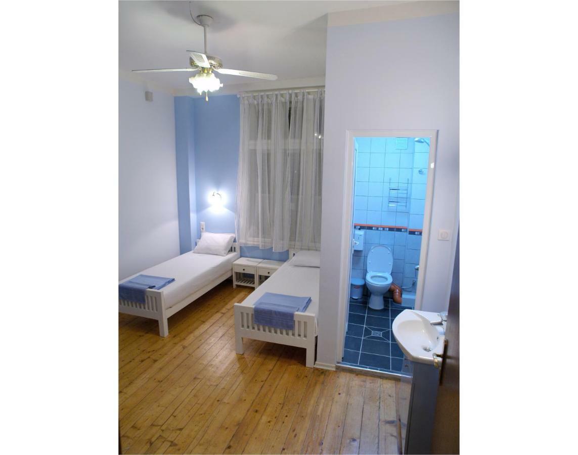 Interhost Guest Rooms And Apartments Sofia Eksteriør billede